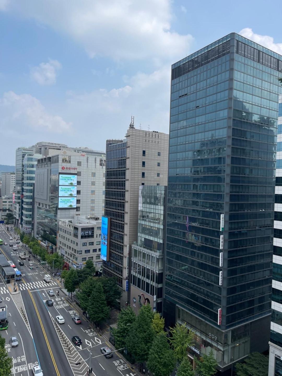 Apartemen Hongdae 3 - 1min From Hongik Uni Station Exit #1 Seoul